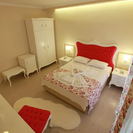 戈西克纳兹酒店 酒店 戈西克