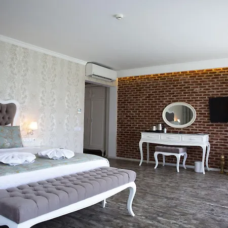 戈西克纳兹酒店 酒店 戈西克