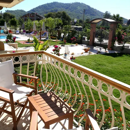 戈西克纳兹酒店 戈西克