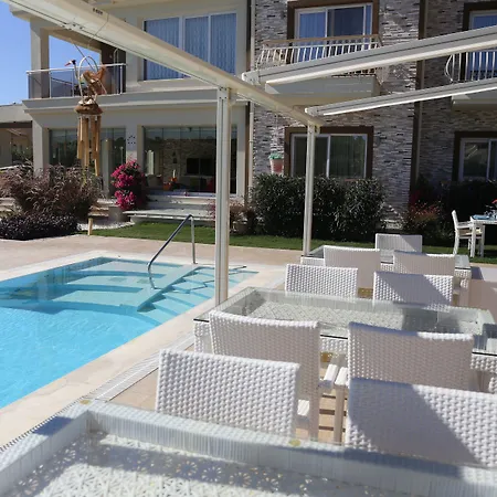 戈西克纳兹酒店 3* 戈西克