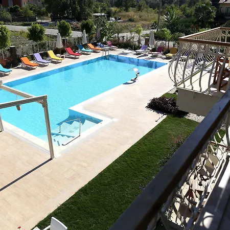 戈西克纳兹酒店