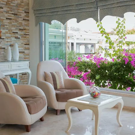 戈西克纳兹酒店 酒店 戈西克