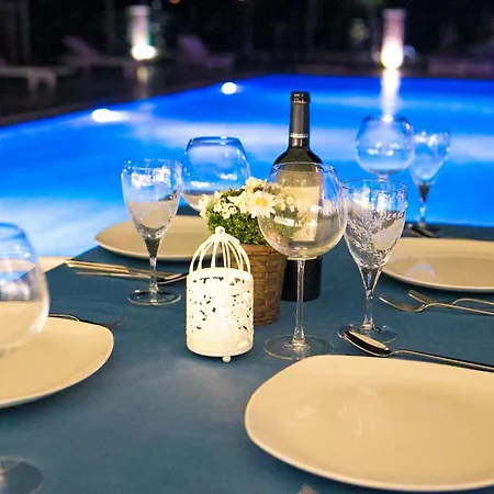 戈西克纳兹酒店 酒店 3*